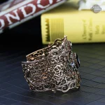 Bracelet vintage inspiré du style steampunk pour femme