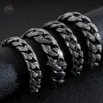 Bijou original pour un look dandy et steampunk