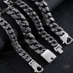 Élégance masculine avec ce bracelet steampunk audacieux