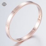 Bracelet inspiré du design Steampunk élégant
