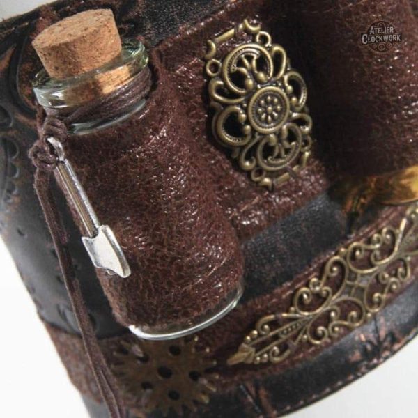 Porte fioles en cuir pour un look audacieux