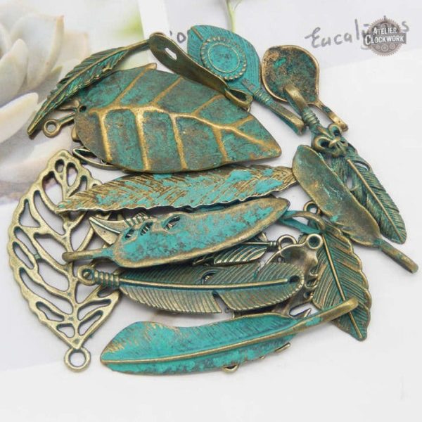 Feuilles décoratives inspirées du style Steampunk
