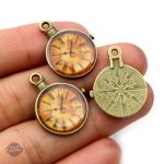 Montres anciennes à thème steampunk pour artisans
