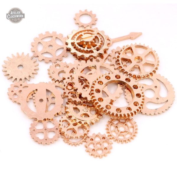 Accessoire unique en breloques mécaniques
