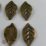 Détails raffinés des accessoires steampunk feuilles