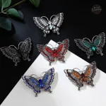 Accessoire vintage pour femme élégante