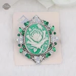 Accessoire steampunk femme, broche camée élégante