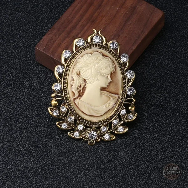 Accessoire élégant pour un look steampunk vintage
