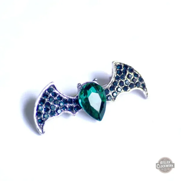 Broche en forme de chauve-souris, style rétro