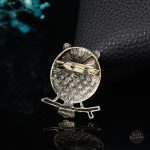 Bijou steampunk : broche chouette unique pour femme
