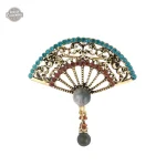 Broche élégante au charme rétro et sophistiqué