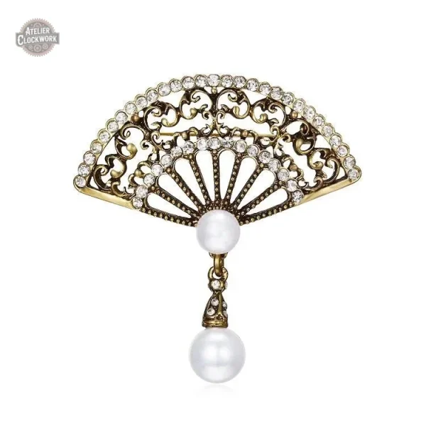 Détails raffinés de la broche Eventail steampunk