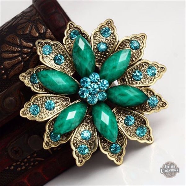 Broche créative avec touches vintage