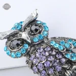 Accessoire hibou, combinaison créative de passé et futur