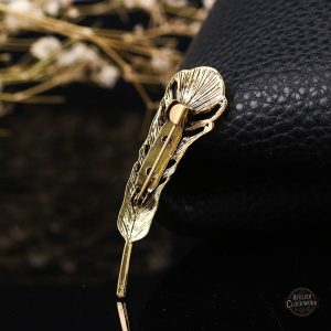 Bijou steampunk unique inspiré du passé et futur