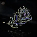 Bijou vintage plume de paon pour un look unique