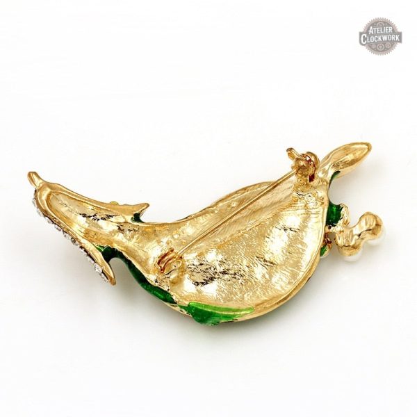 Bijou steampunk, broche verte pour un look original et unique