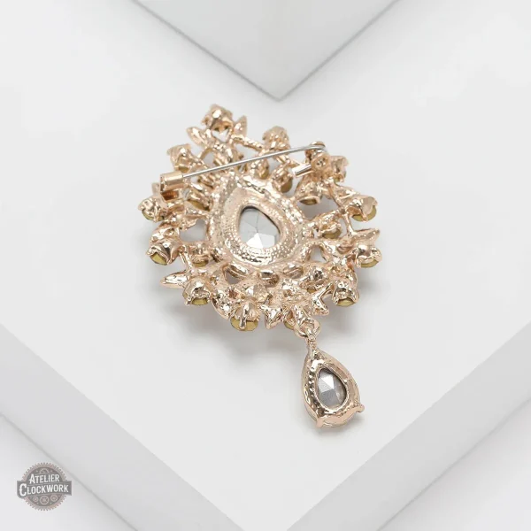Bijou vintage avec éclat de cristal