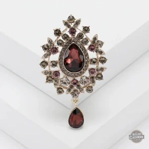 Broche femme au style steampunk authentique