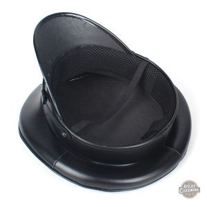 Casquette avec style militaire inspiré