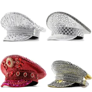 Casquette style militaire au design steampunk