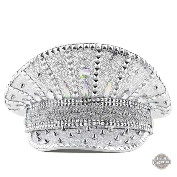 Casquette femme inspirée du style militaire