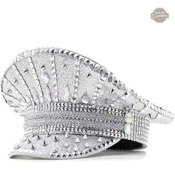 Casquette militaire avec allure futuriste
