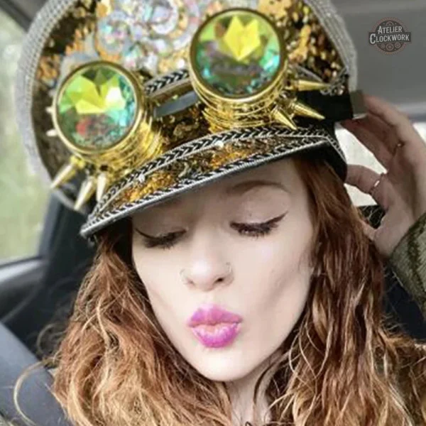 Lunettes intégrées à la casquette steampunk Golden Police