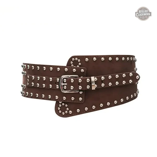 Ceinture tendance pour un look punk féminin