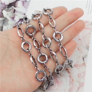 Chaînes à breloques au style Steampunk