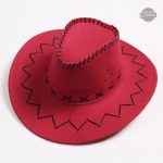 Chapeau femme alliant esthétique cowboy et steampunk
