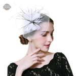 Accessoire intemporel pour tenues uniques