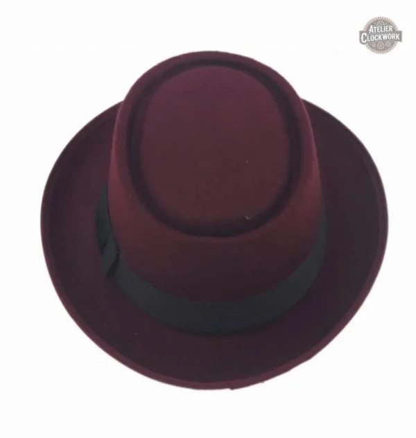 Chapeau Fedora à bord large, touche rétro