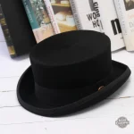 Chapeau en feutre pour un look steampunk