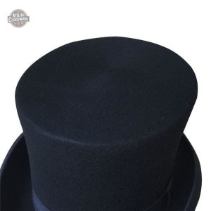 Chapeau élégant pour homme, style gentleman