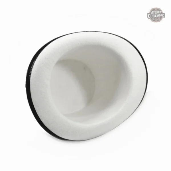 Chapeau blanc pour événements cosplay et théâtraux