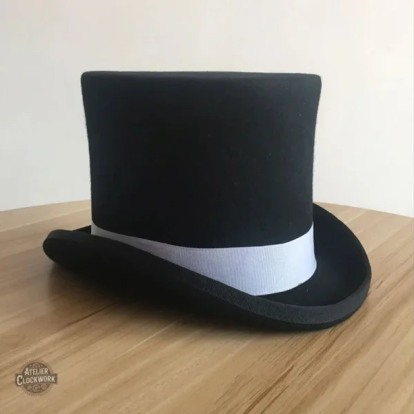 Chapeau haut de forme inspiré par l'esthétique steampunk