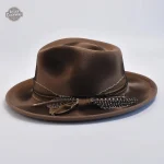 Chapeau vintage marron pour style steampunk