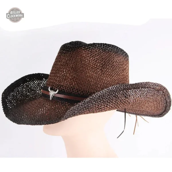 Kitty Leroy, chapeau de paille, touche vintage et futuriste