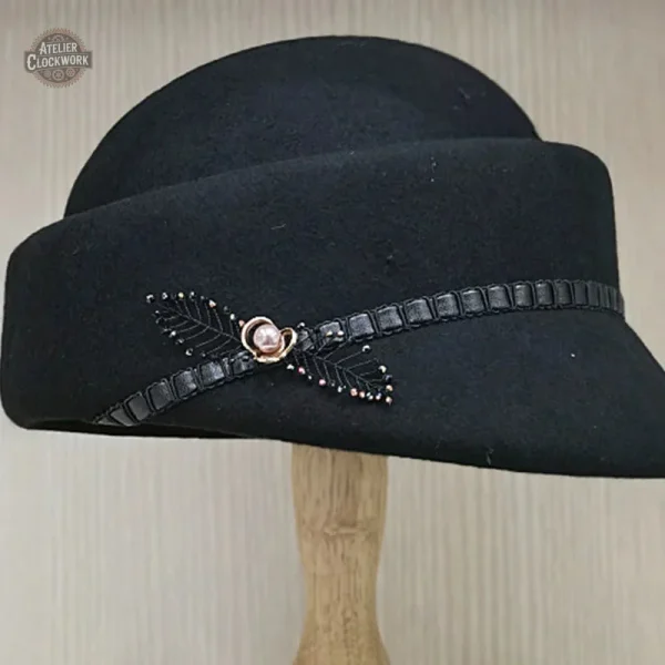 Chapeau steampunk élégant avec voilette raffinée