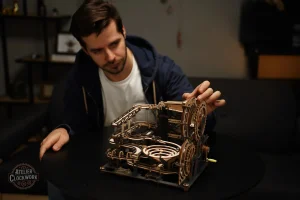 Chemin de billes en puzzle 3D à assembler soi-même