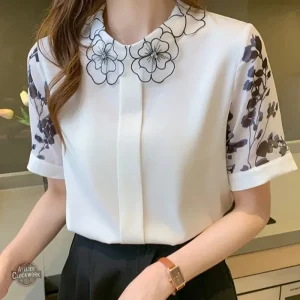 Mousseline florale élégante pour un look vintage
