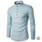Dandy audacieux en chemise estivale
