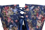 Corset steampunk, fleurs délicates pour un look audacieux