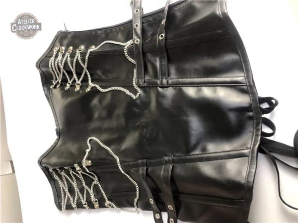 Corset élégant alliant style punk et steampunk