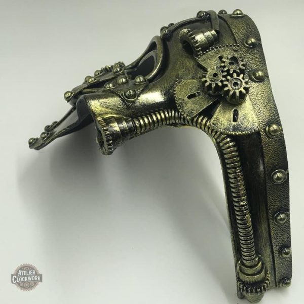 Masque steampunk avec ornements raffinés