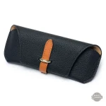 Étui à lunettes en cuir au style d'époque