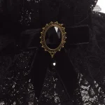 Détails raffinés du col steampunk