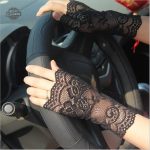 Accessoire femme steampunk, gant mitaines en dentelle
