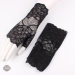 Gant stylé Morticia, mélange de passé et futur steampunk